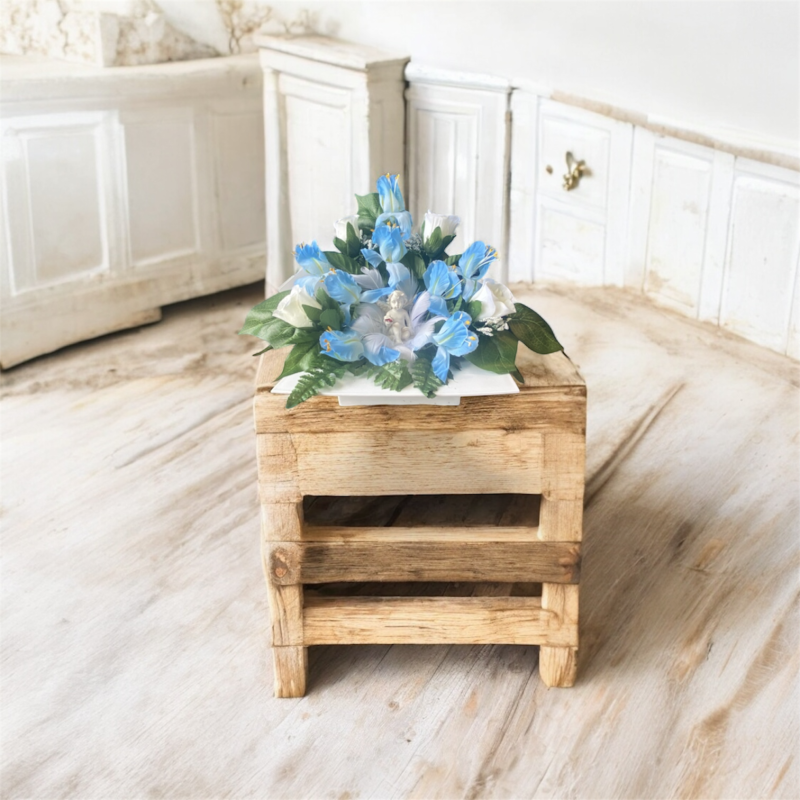 Plate bleue et ange
